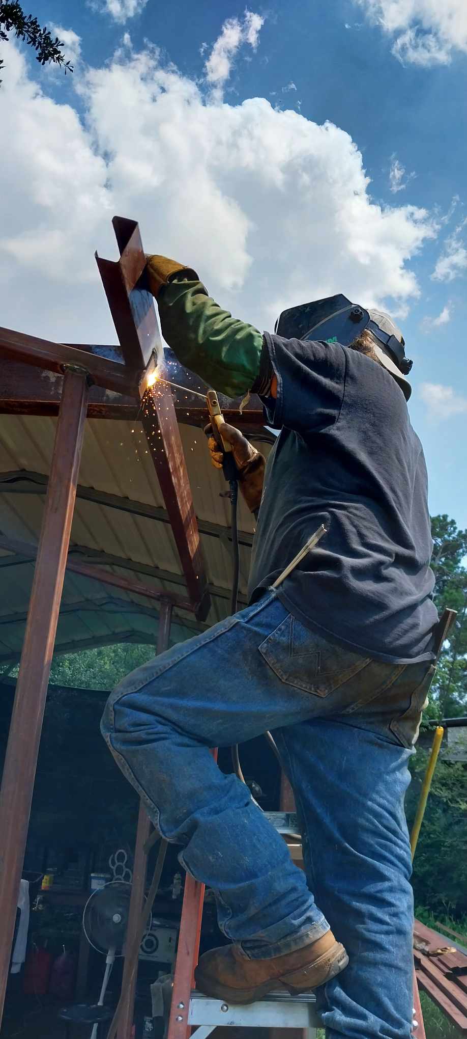Welding work in the shop